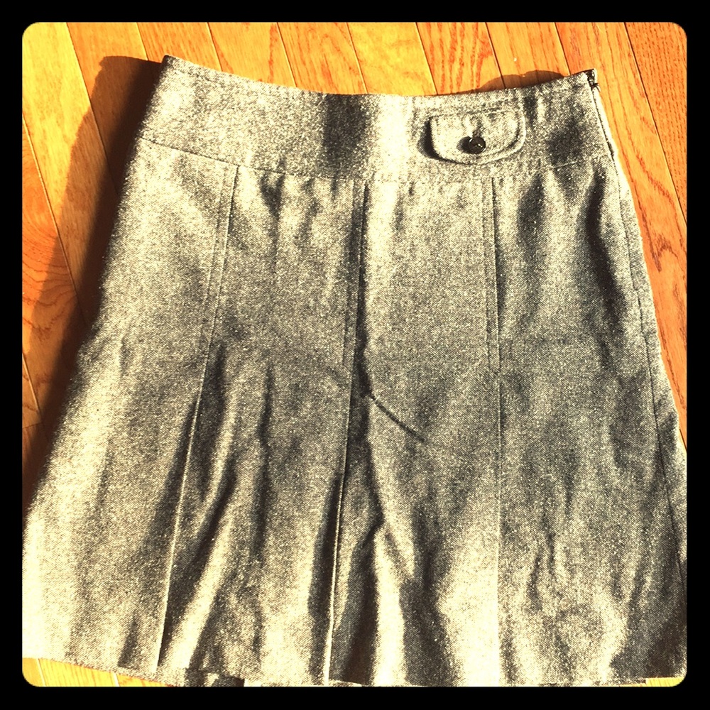 Tweed skirt